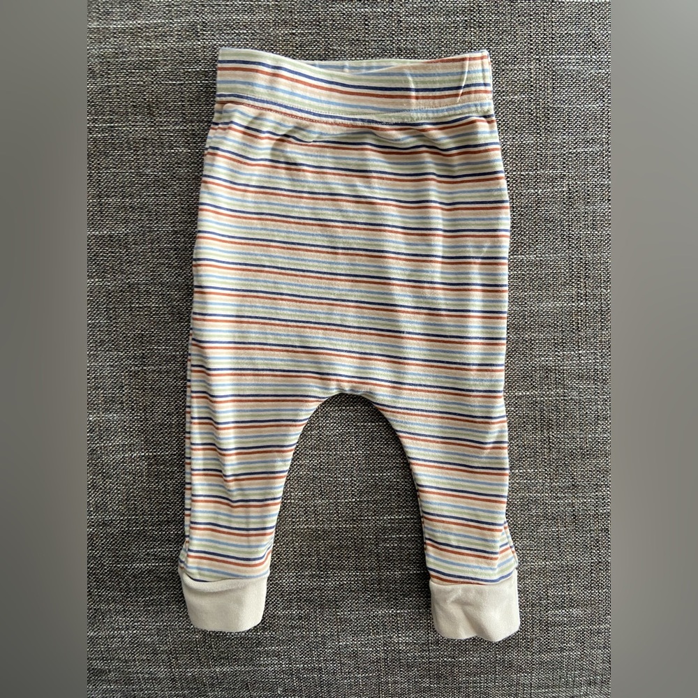 Goumi Kids baby pants size 0-3 months